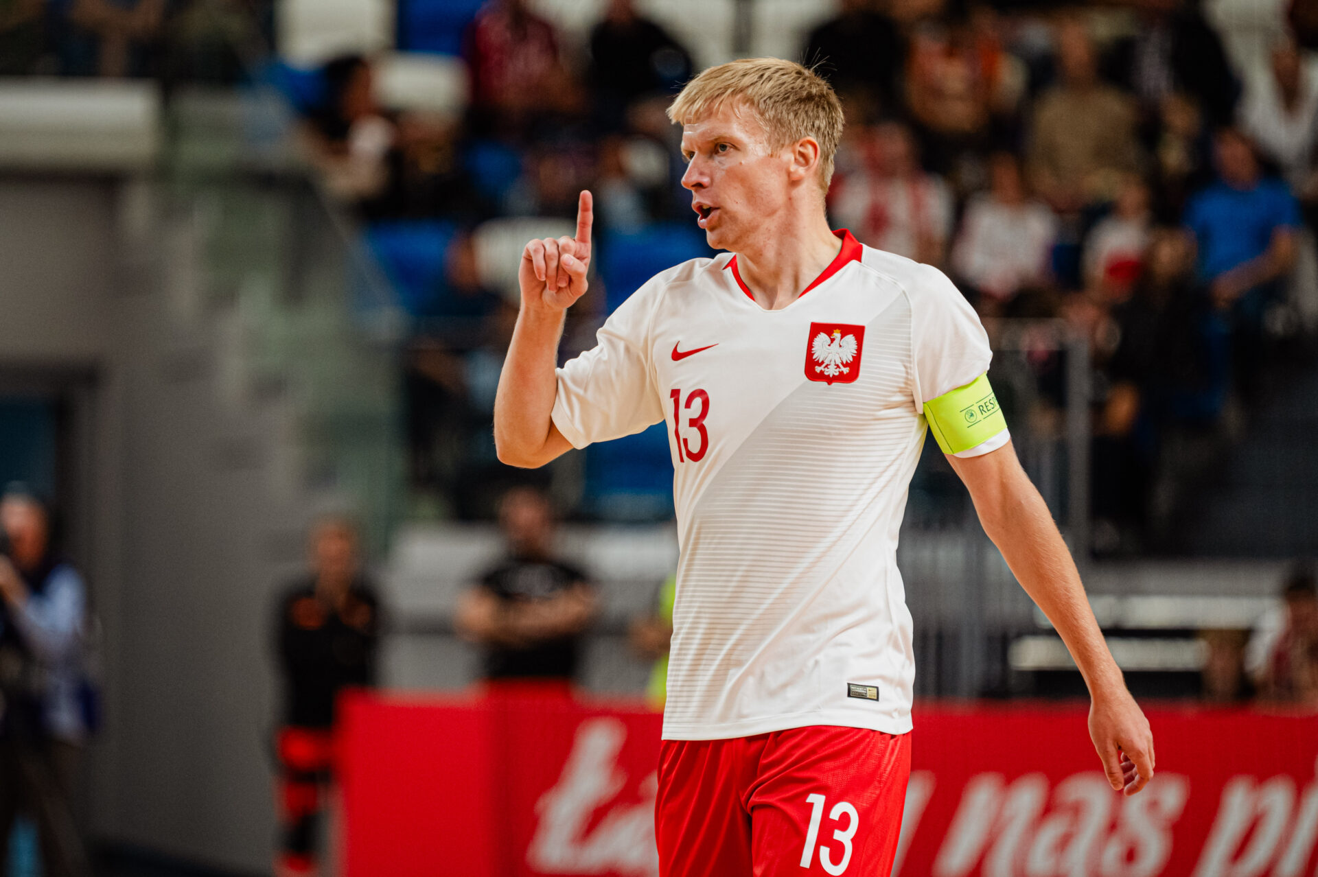 Futsal w Mielcu na zdjęciu reprezentant Polski Tomasz Kriezel